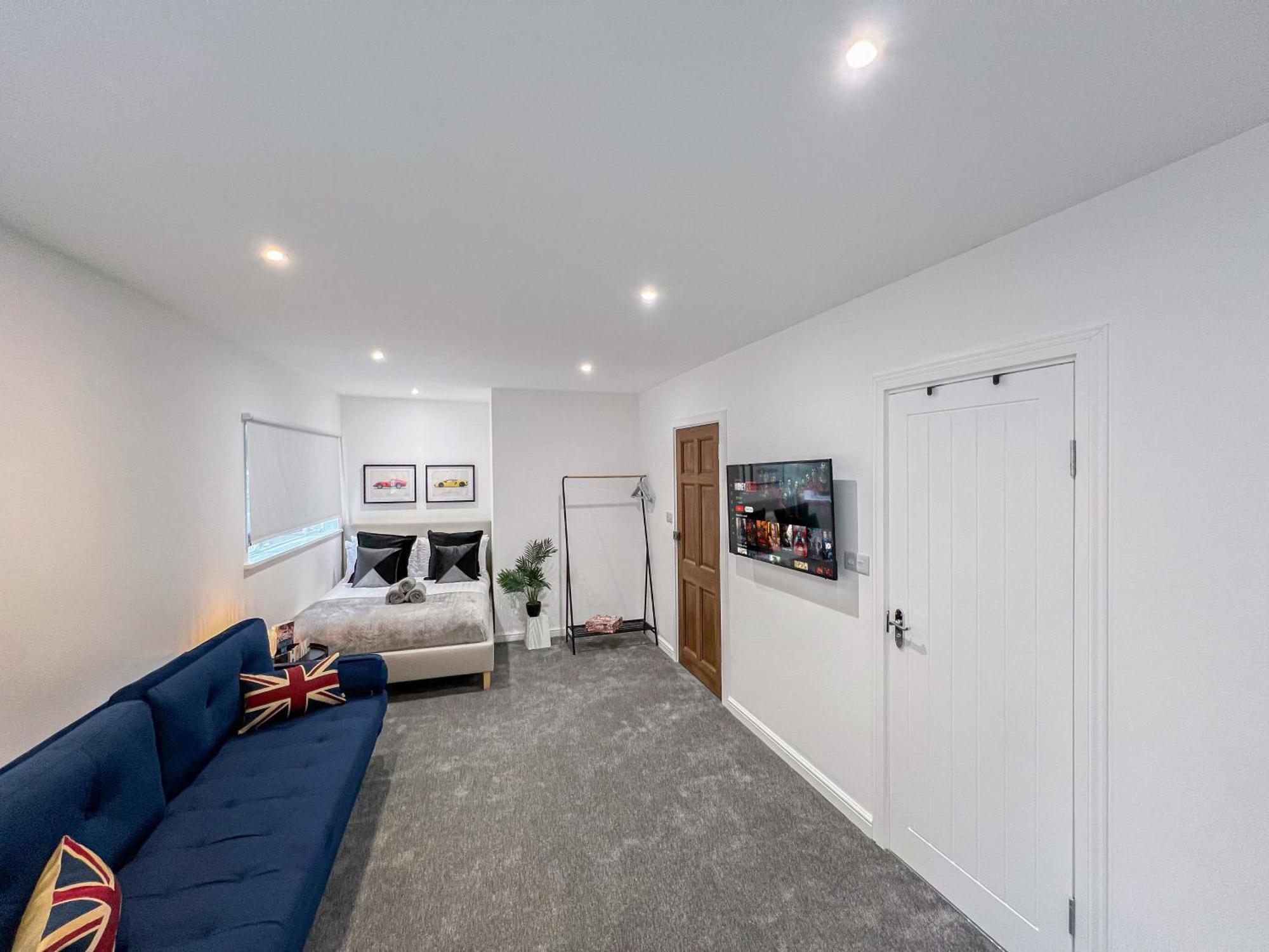 Sleek Flats In Euston, Islington Near Regents Park